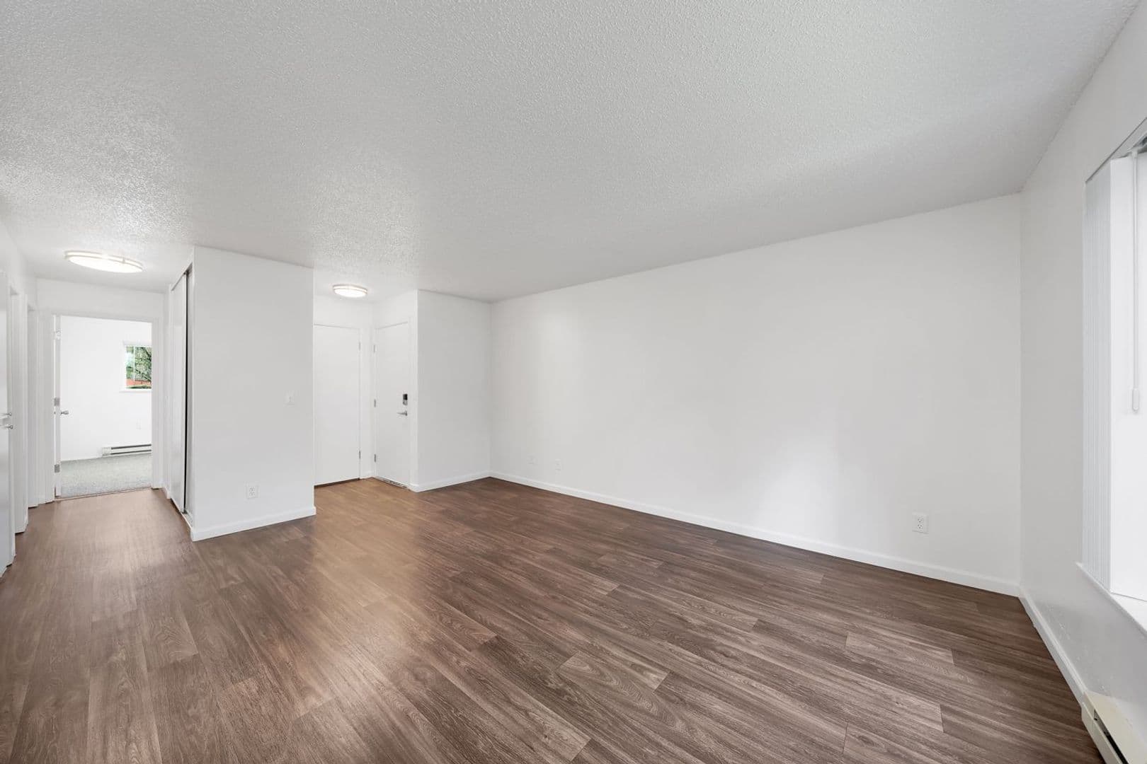 Portland Apartment: 6061 N Fessenden ST.