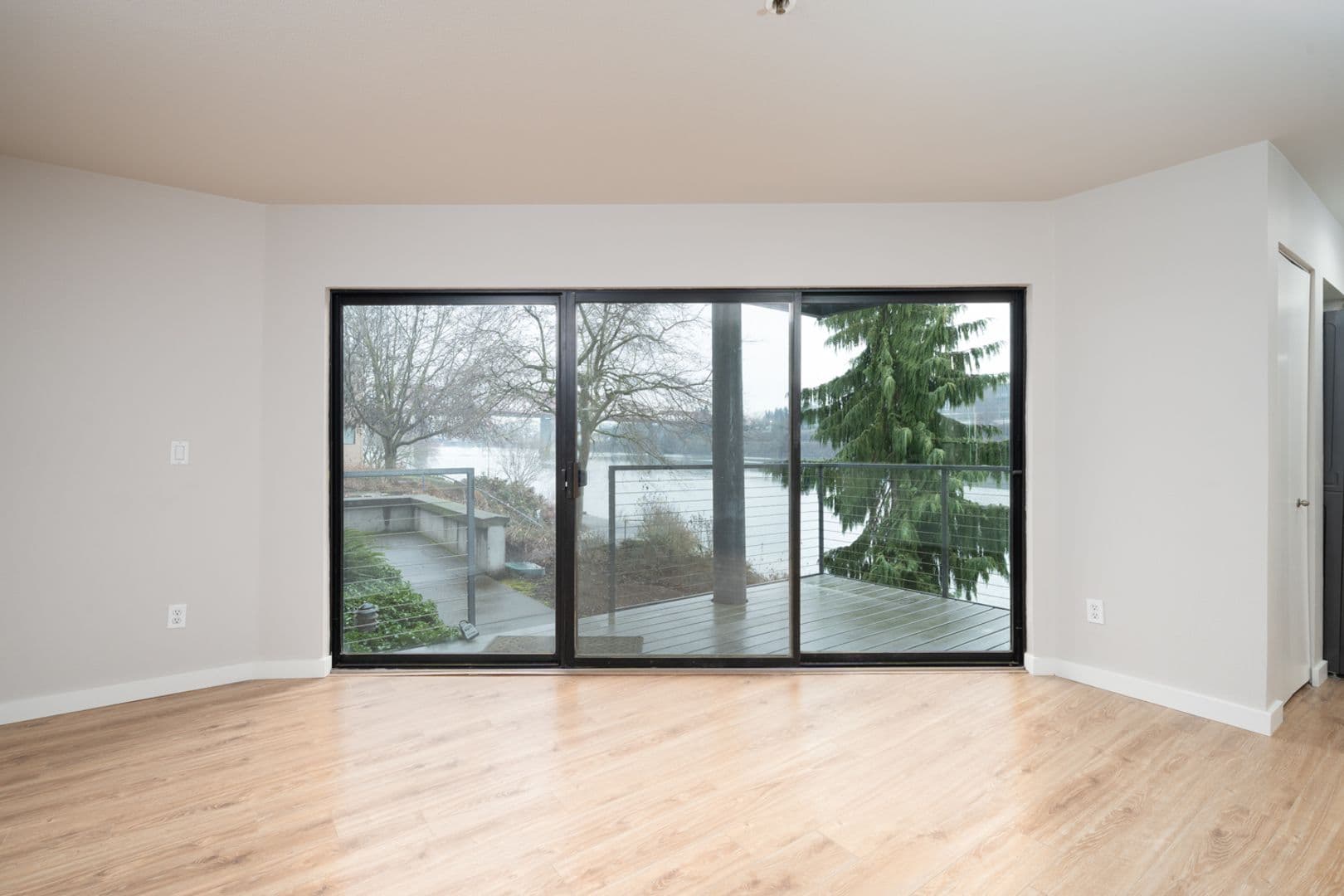 Portland Condo: 720 NW Naito Pkwy