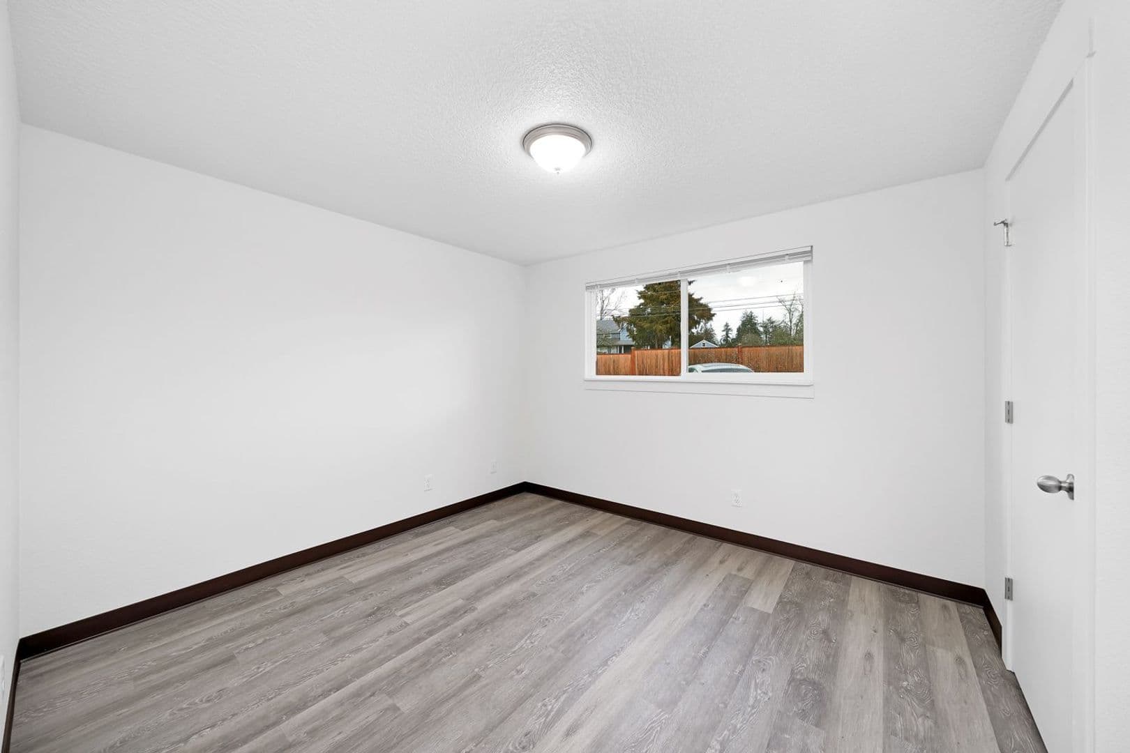 Milwaukie Apartment: 13455 SE Oatfield RD