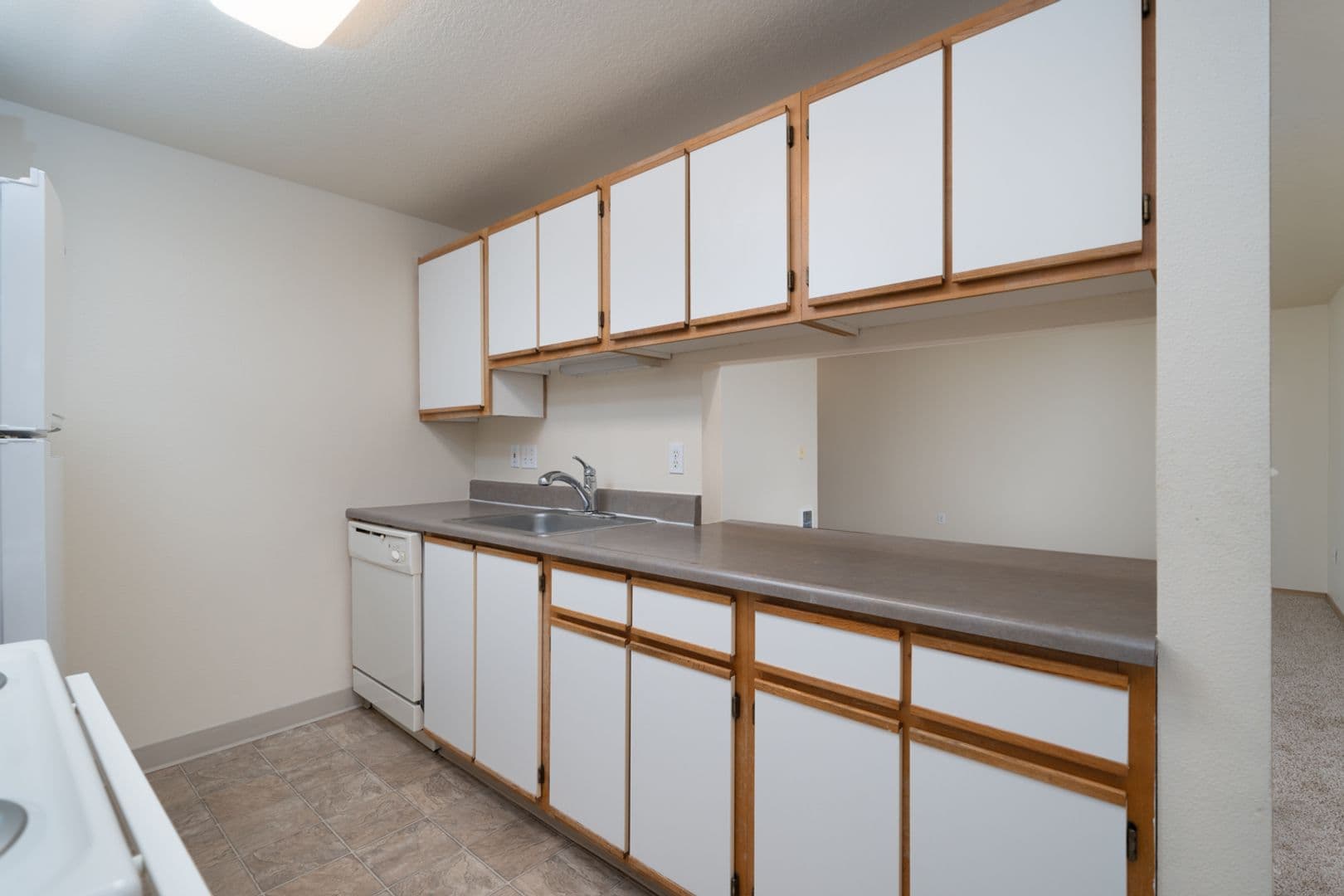 Gresham Apartment: 1519 SE Roberts Drive