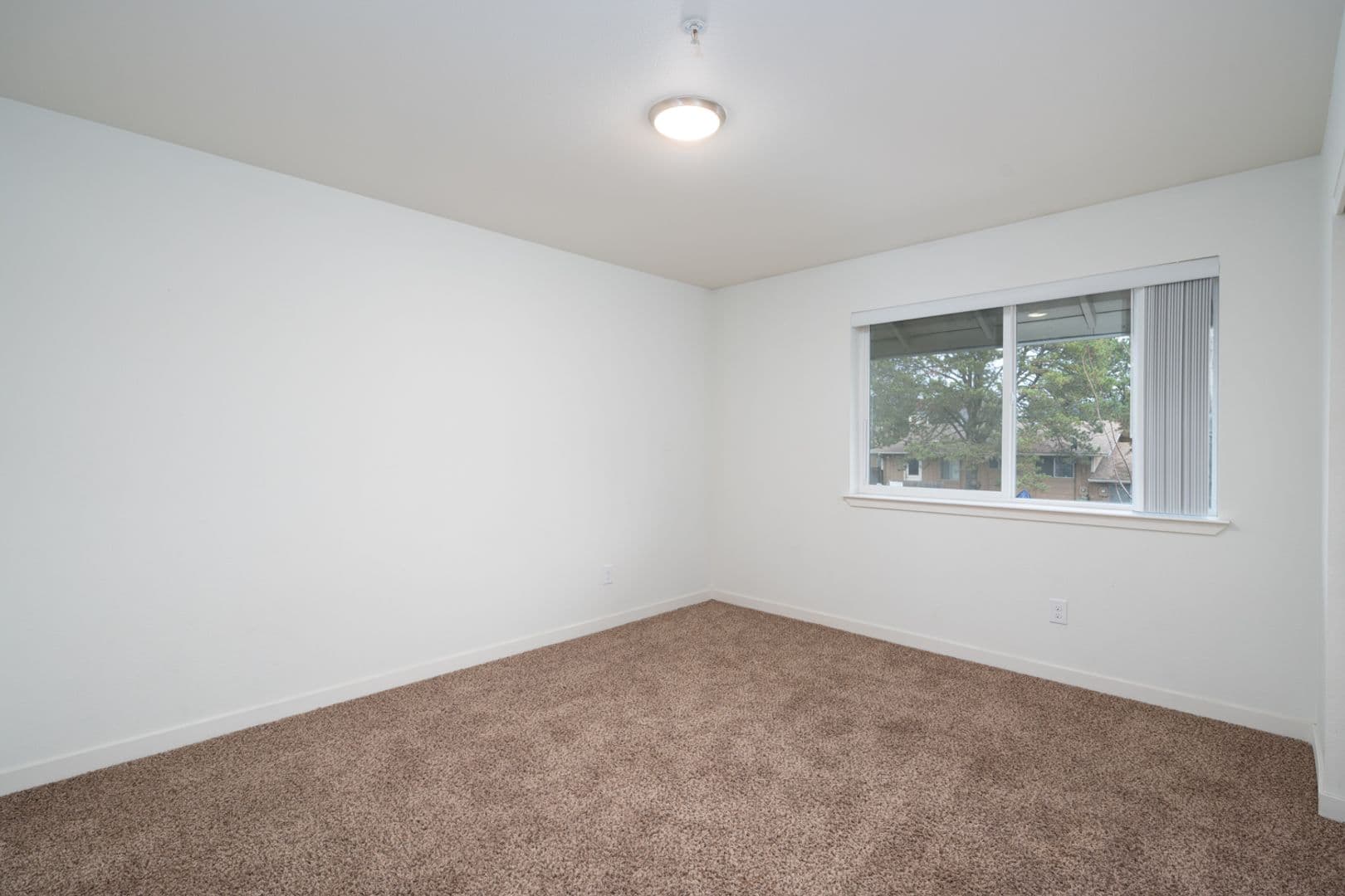 Vancouver Apartment: 5750 NE 34th Street