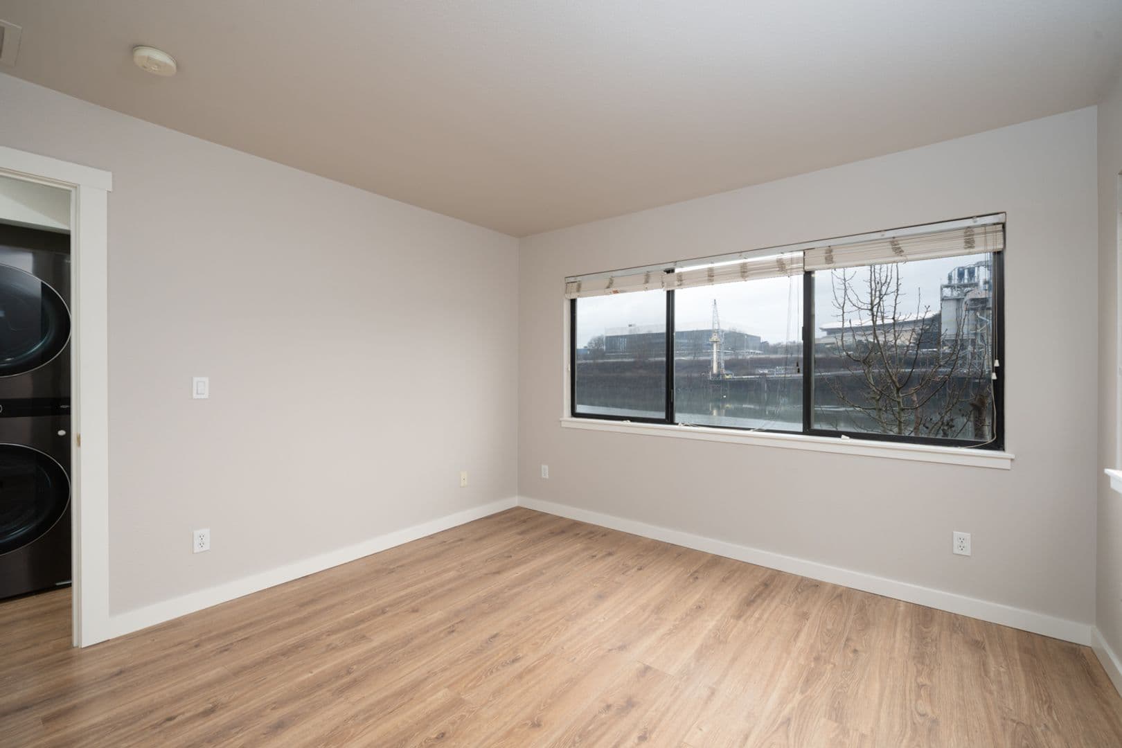 Portland Condo: 720 NW Naito Pkwy