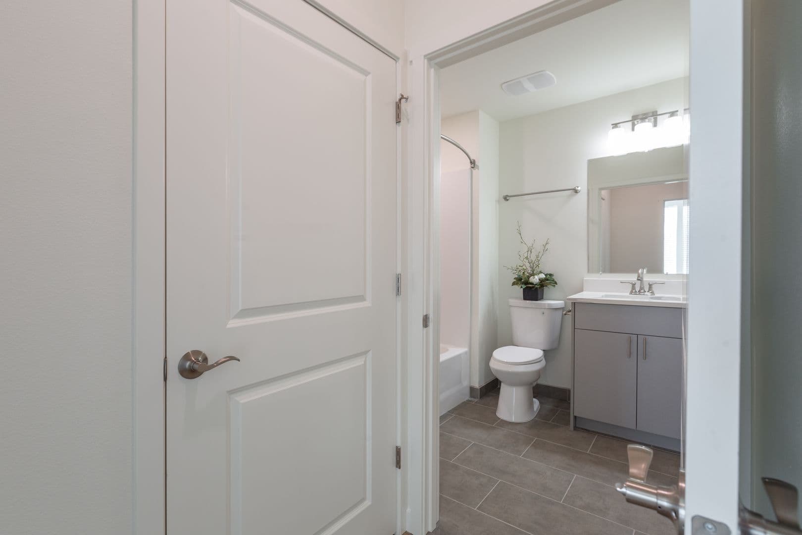 Vancouver Apartment: 8005 NE 13th Ave