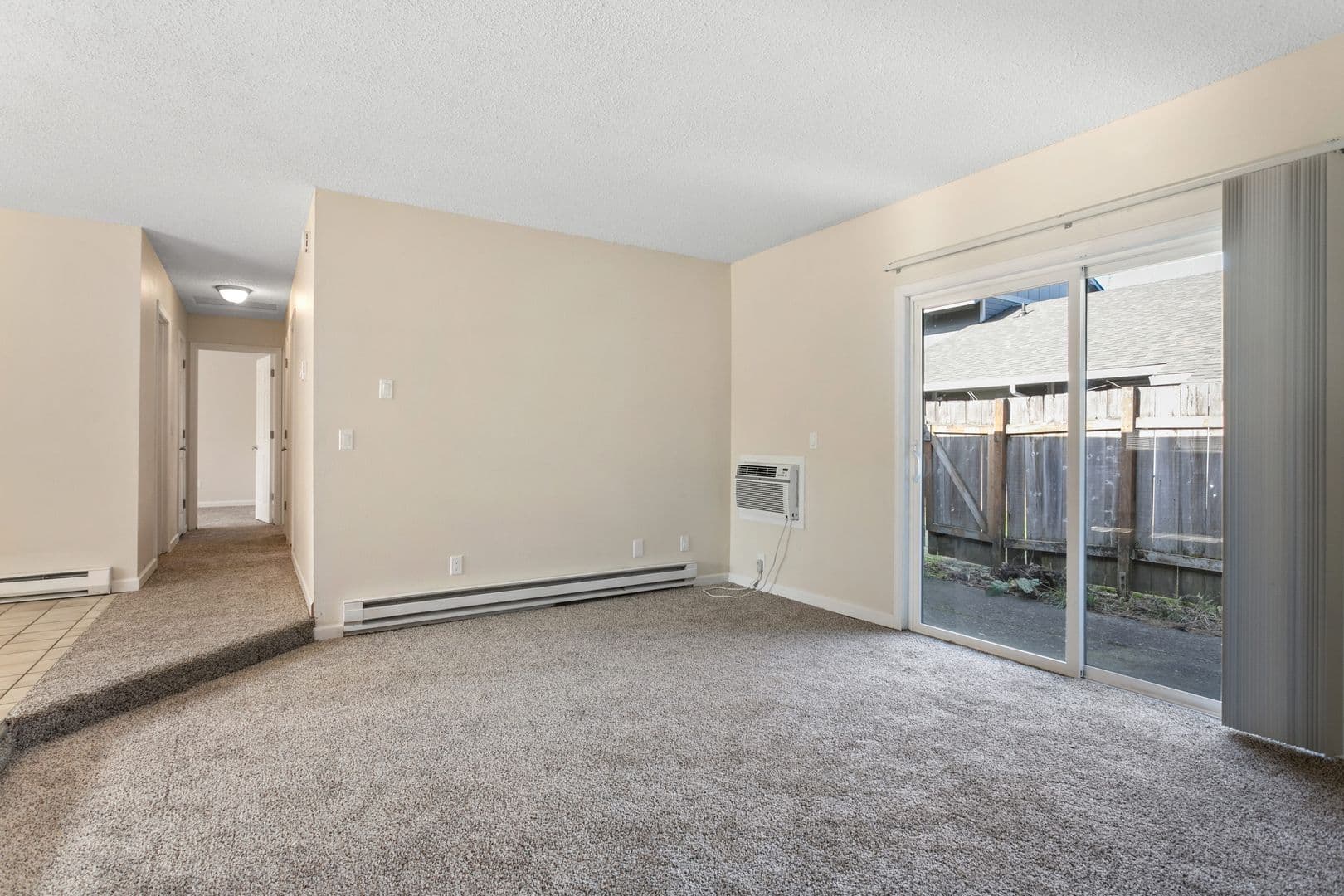 Portland Apartment: 16520 NE Glisan St