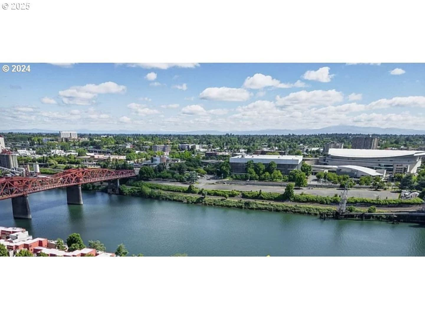 Portland Condo: 720 NW Naito Pkwy