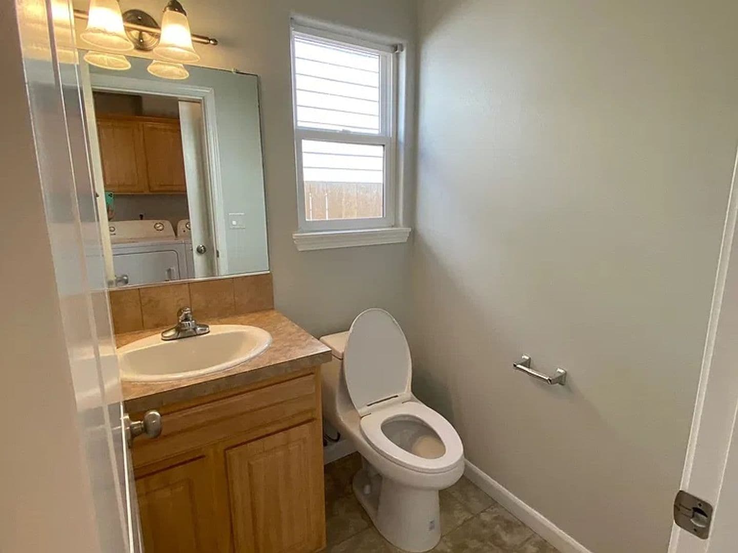 Portland House: 4517 SE 73rd Ave