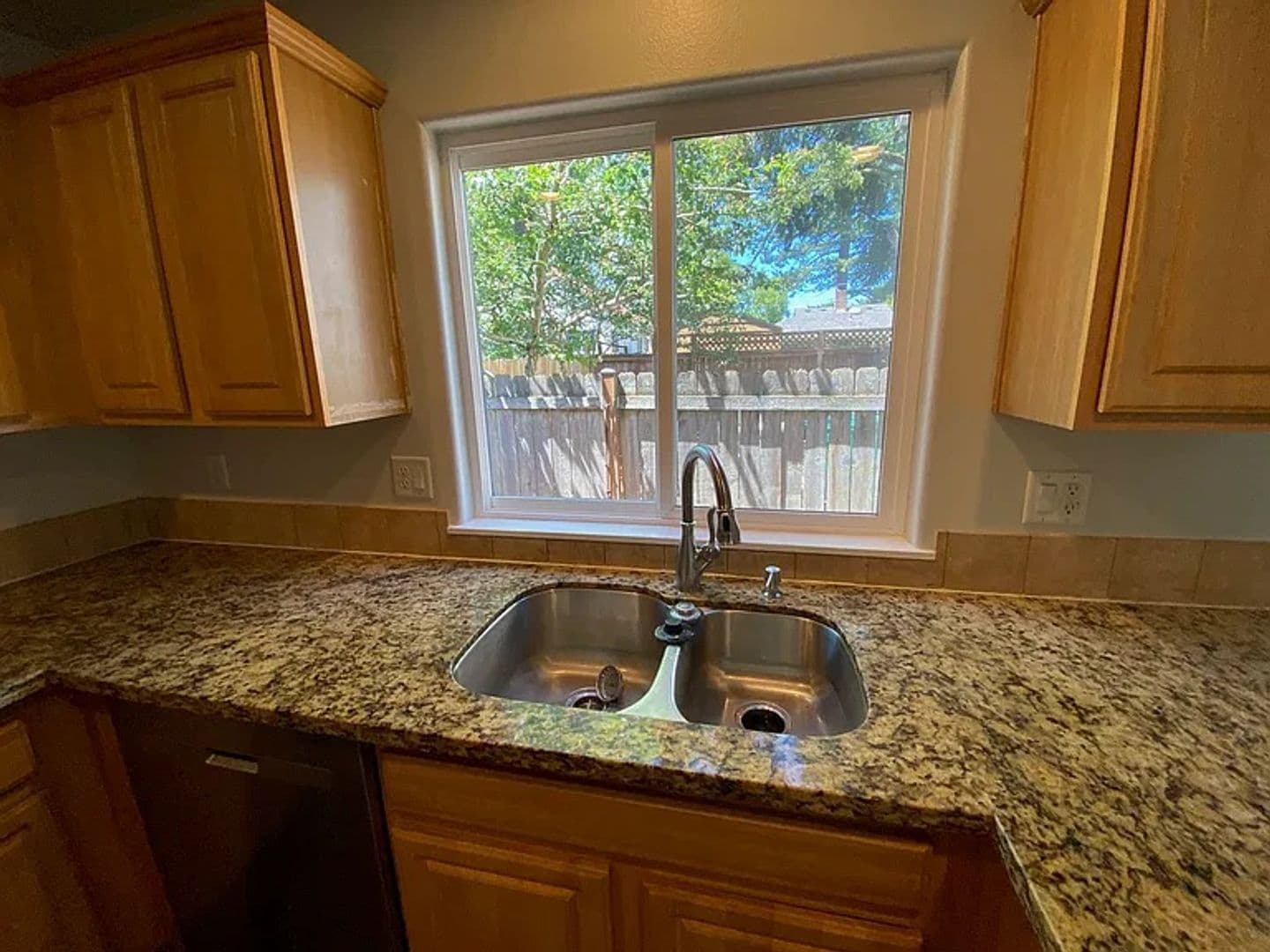 Portland House: 4517 SE 73rd Ave