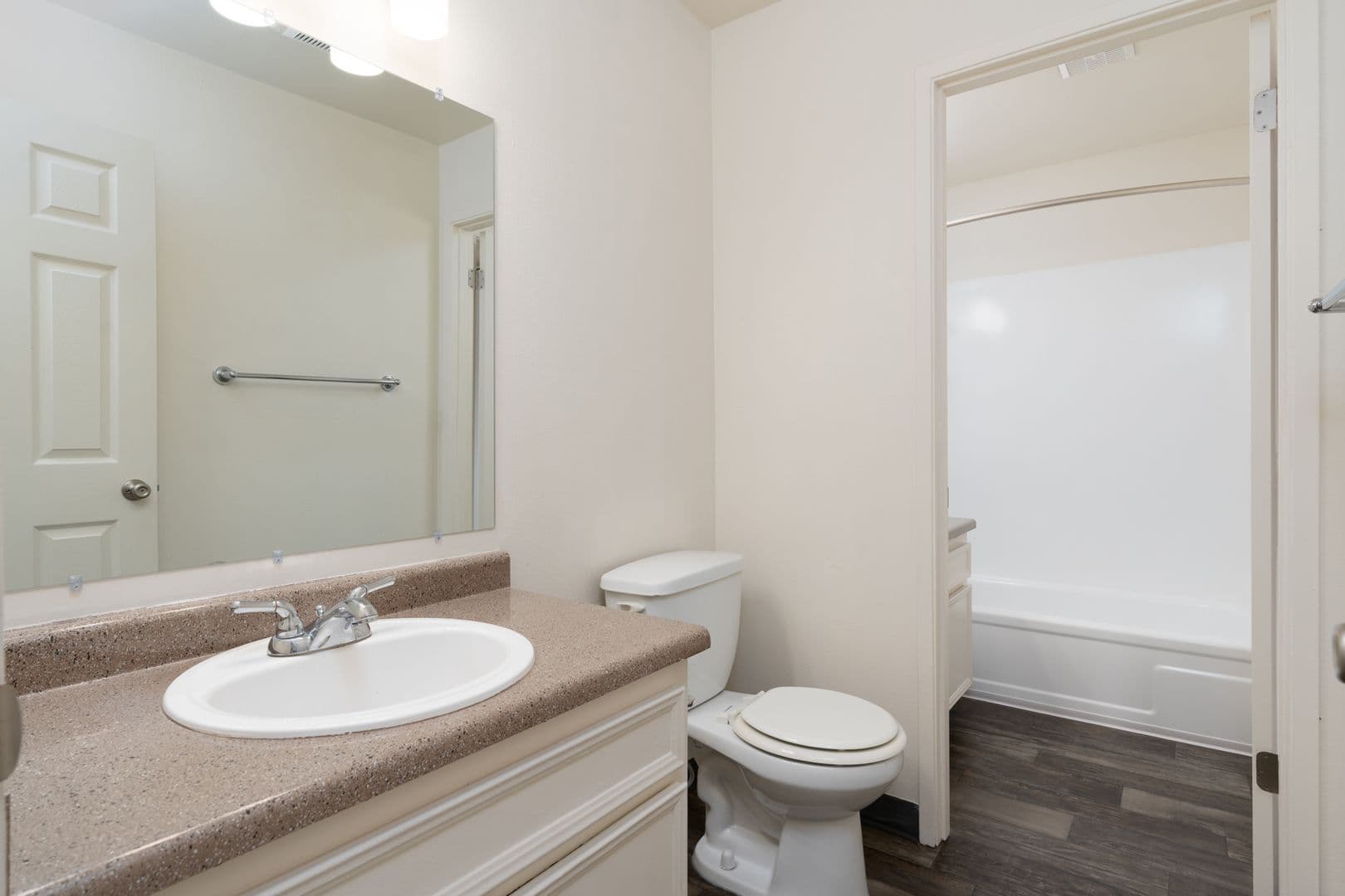 Portland Apartment: 17726 SE Division Street