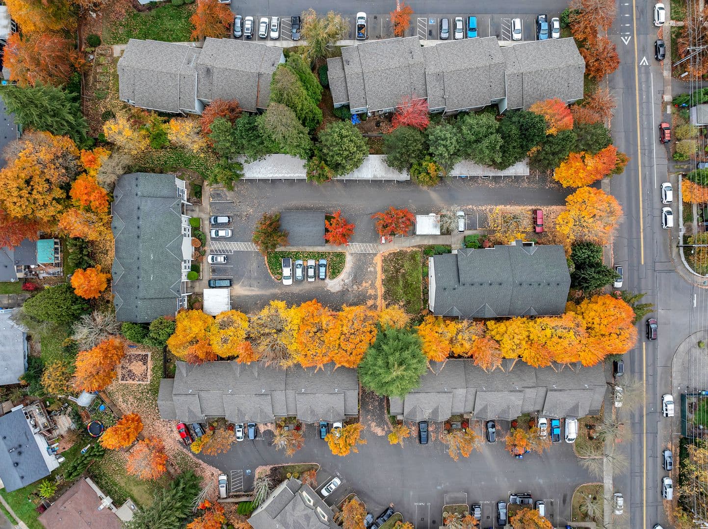 Gresham Apartment: 1519 SE Roberts Drive