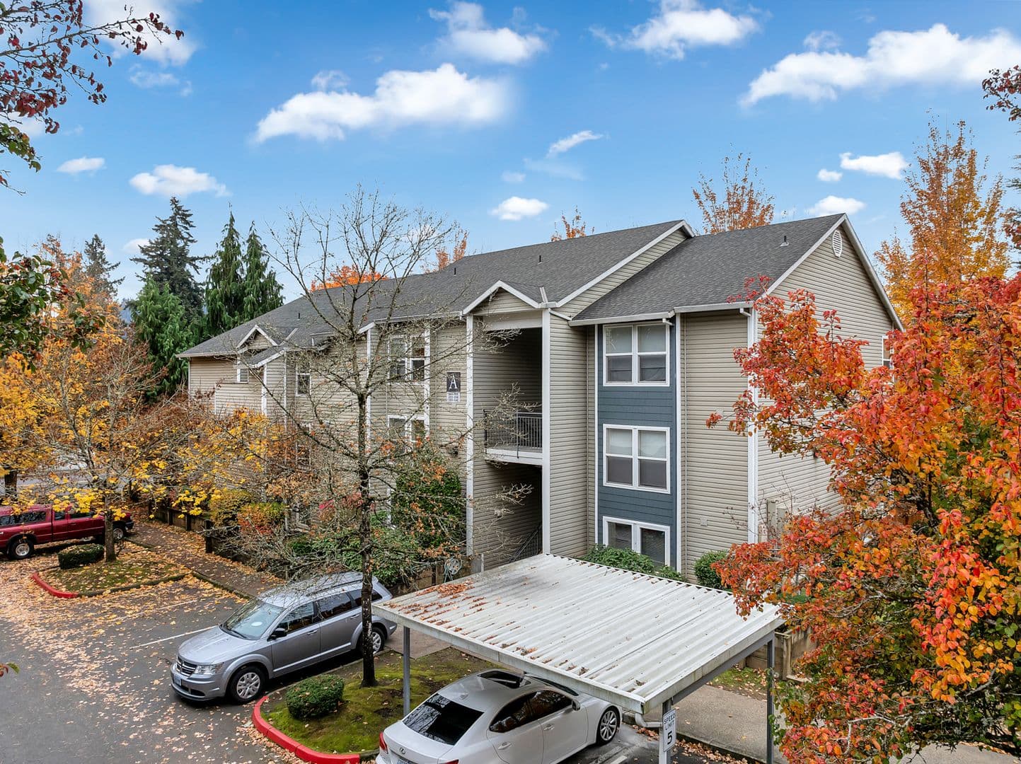 Gresham Apartment: 1519 SE Roberts Drive
