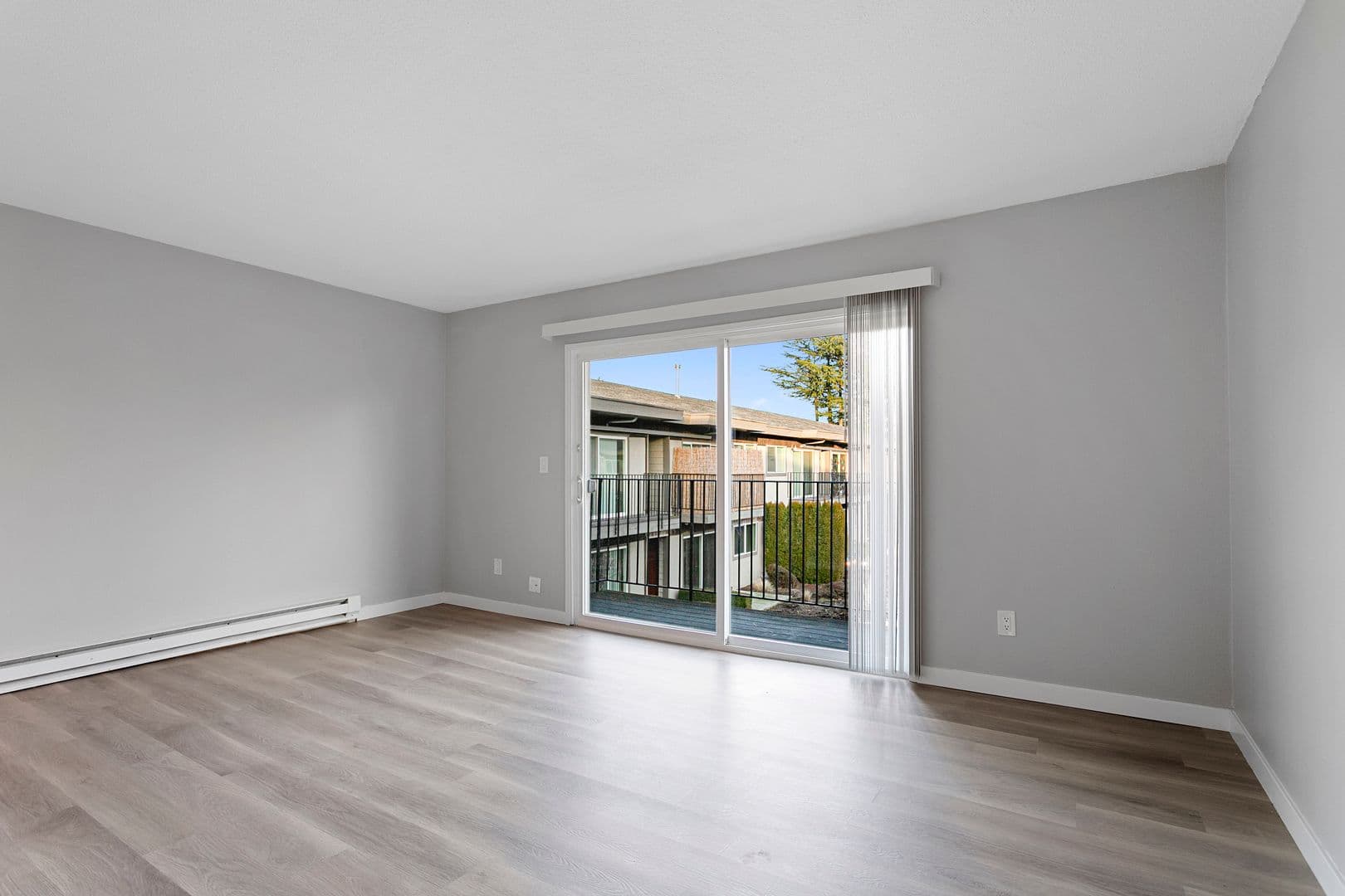 Portland Apartment: 10332 NE Oregon Street