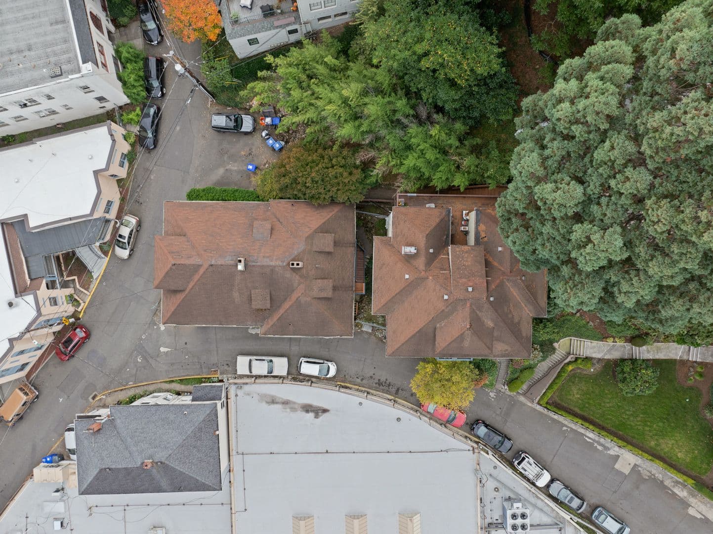 Portland Apartment: 2318 SW Osage Street