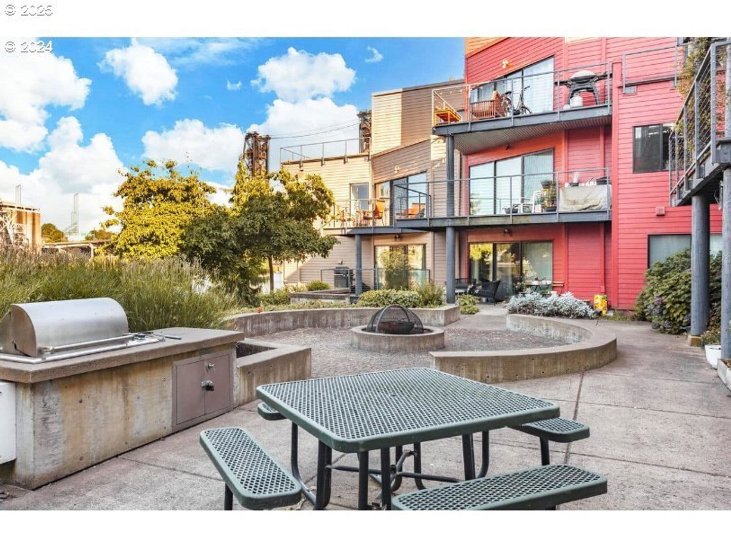 Portland Condo: 720 NW Naito Pkwy