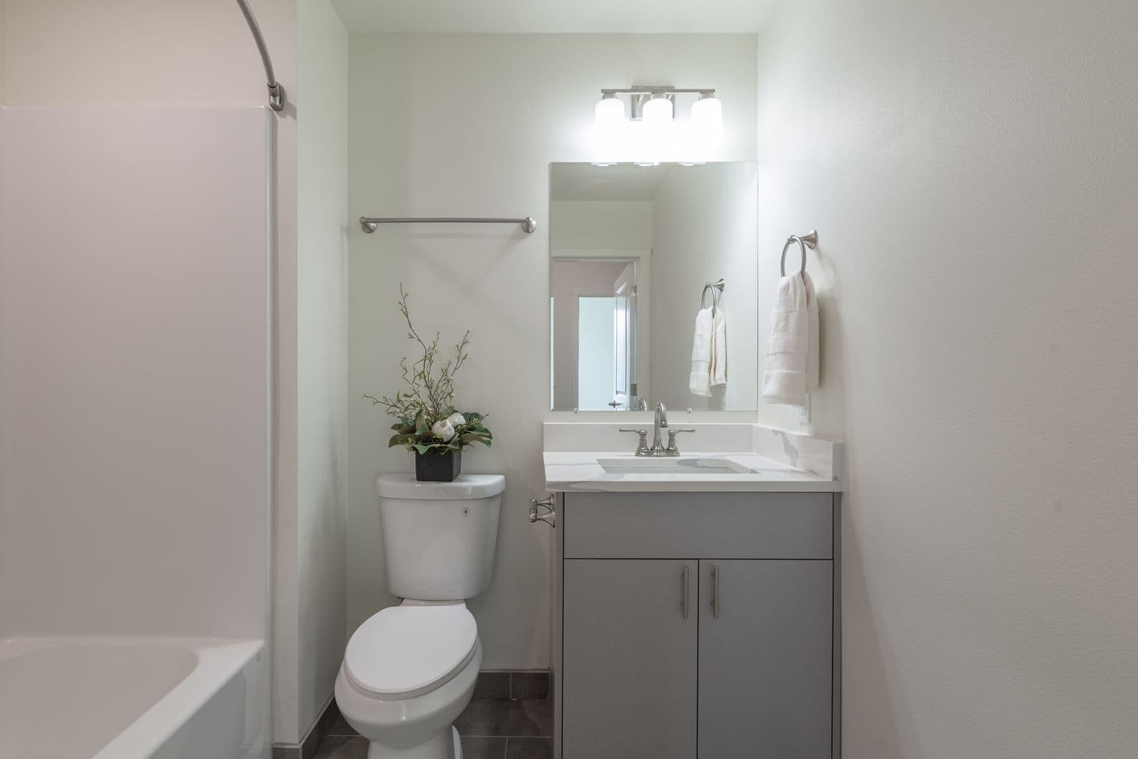 Vancouver Apartment: 8005 NE 13th Ave