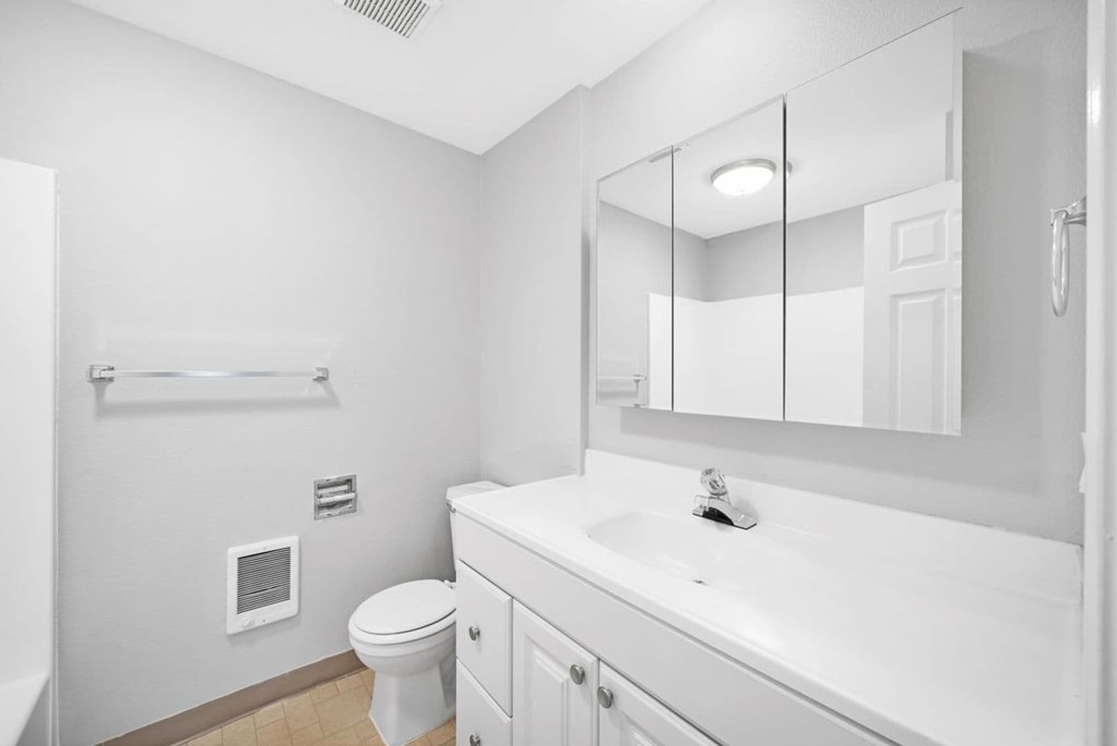 Wilsonville Apartment: 10305 SW Wilsonville Rd.