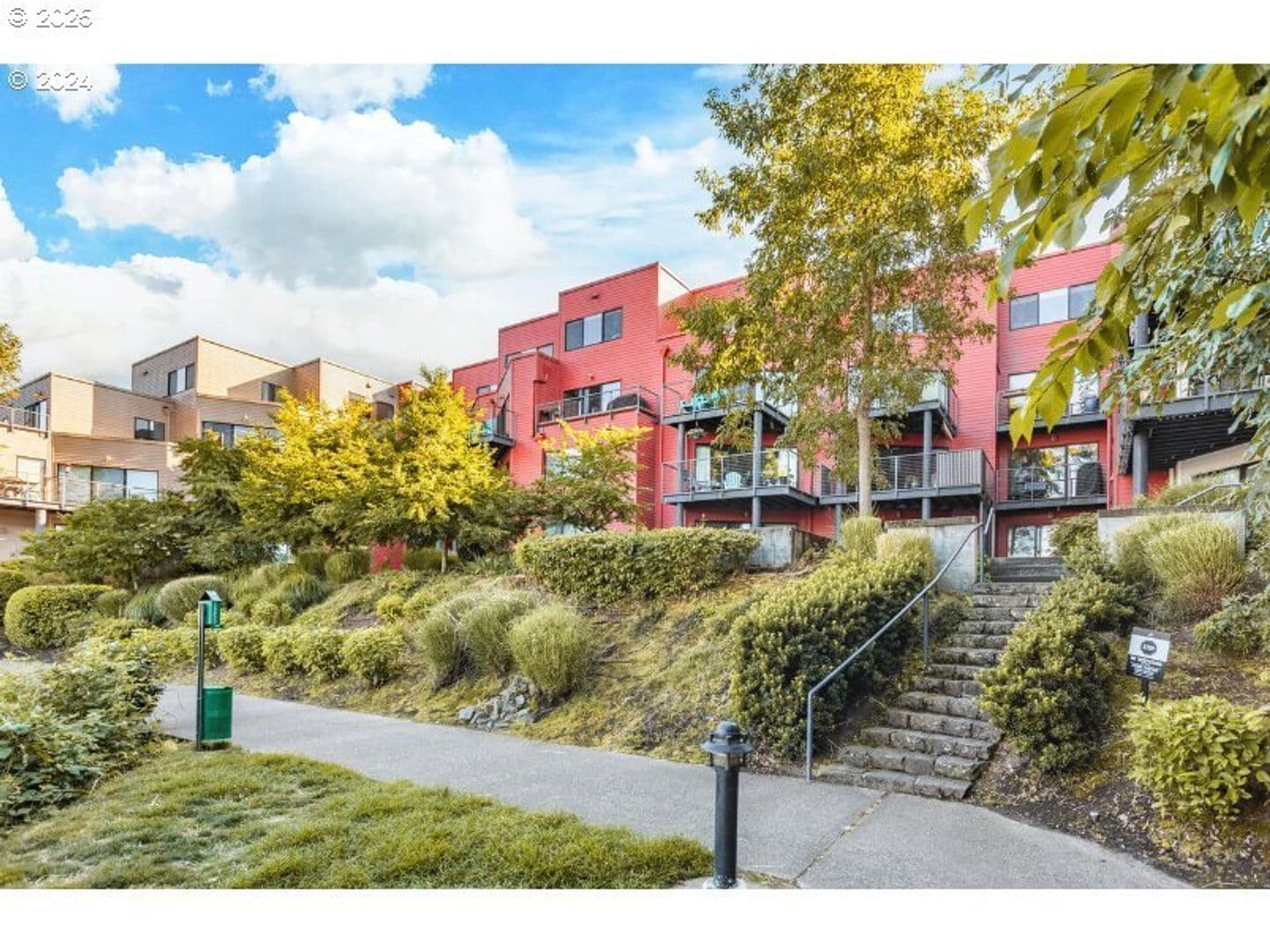 Portland Condo: 720 NW Naito Pkwy