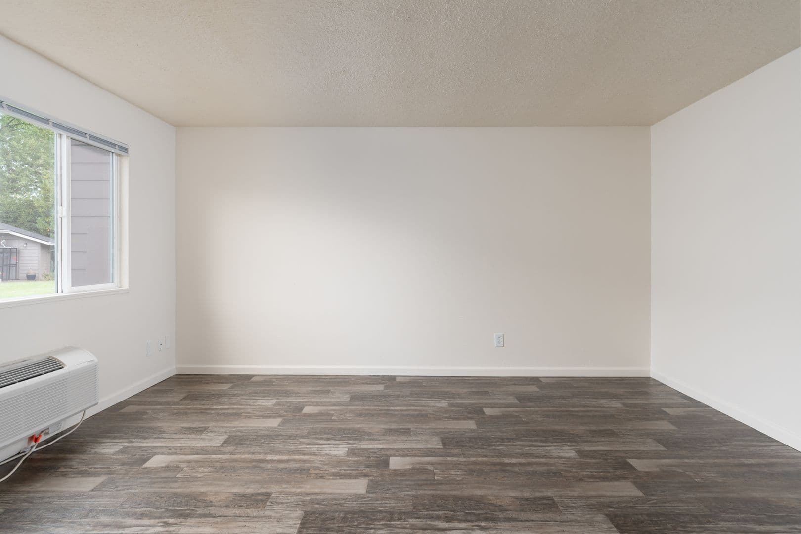Portland Apartment: 17726 SE Division Street