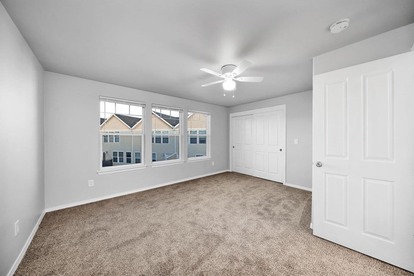 Portland Apartment: 13515 SE Holgate Blvd