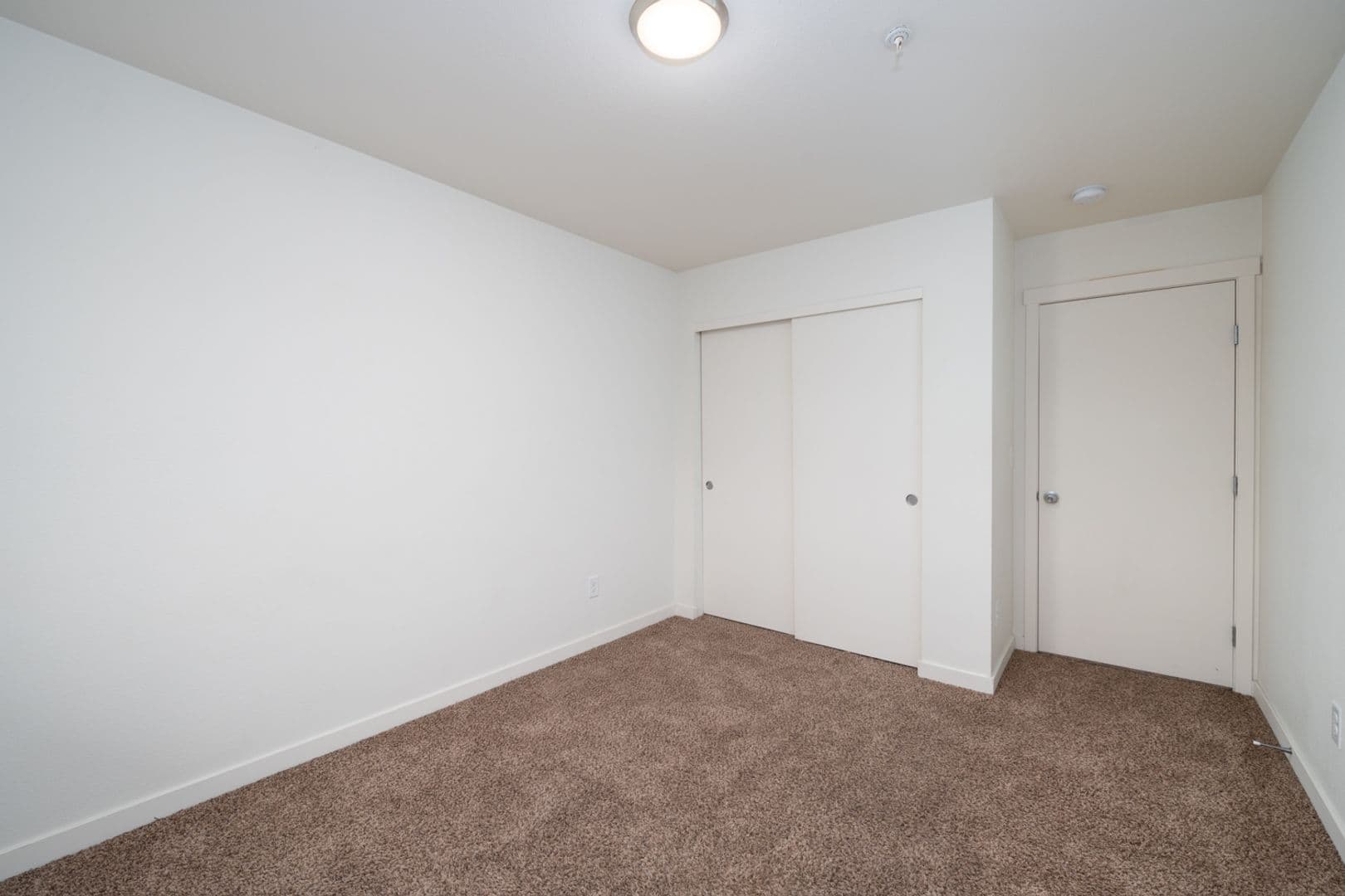 Vancouver Apartment: 5750 NE 34th Street