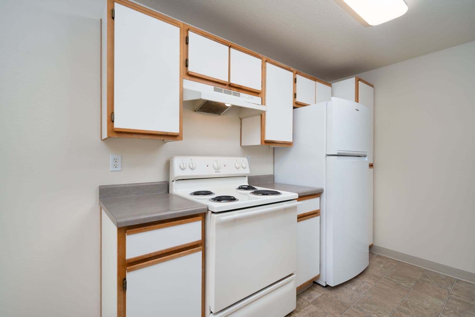 Gresham Apartment: 1519 SE Roberts Drive