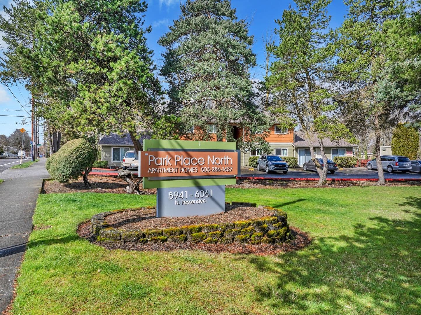 Portland Apartment: 6061 N Fessenden ST.