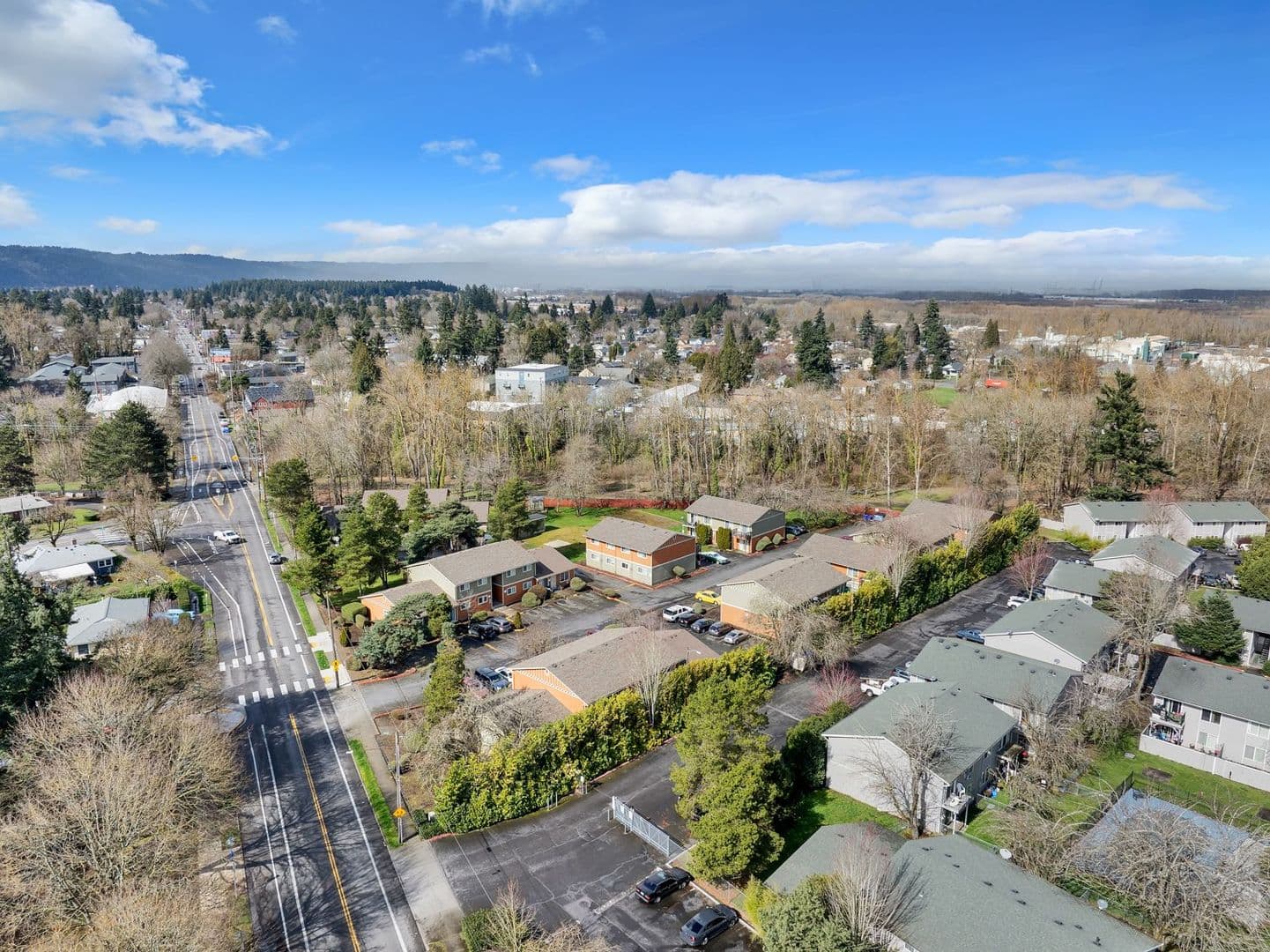 Portland Apartment: 6061 N Fessenden ST.