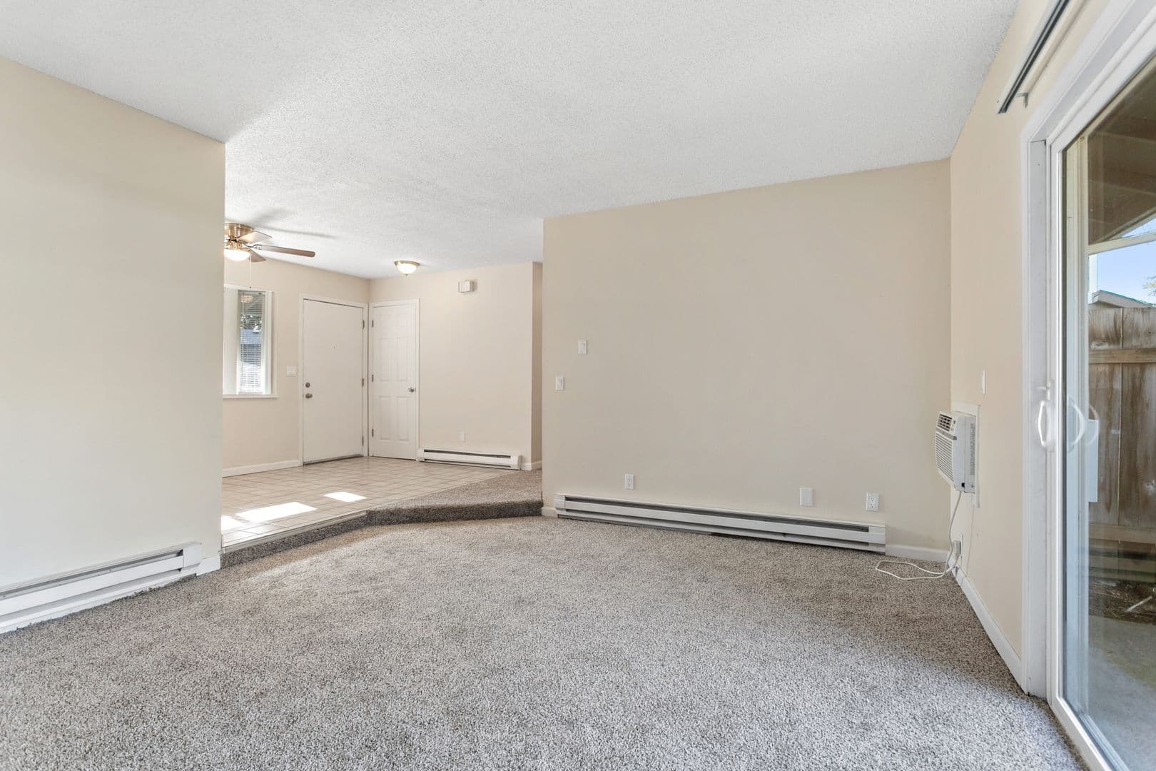 Portland Apartment: 16520 NE Glisan St