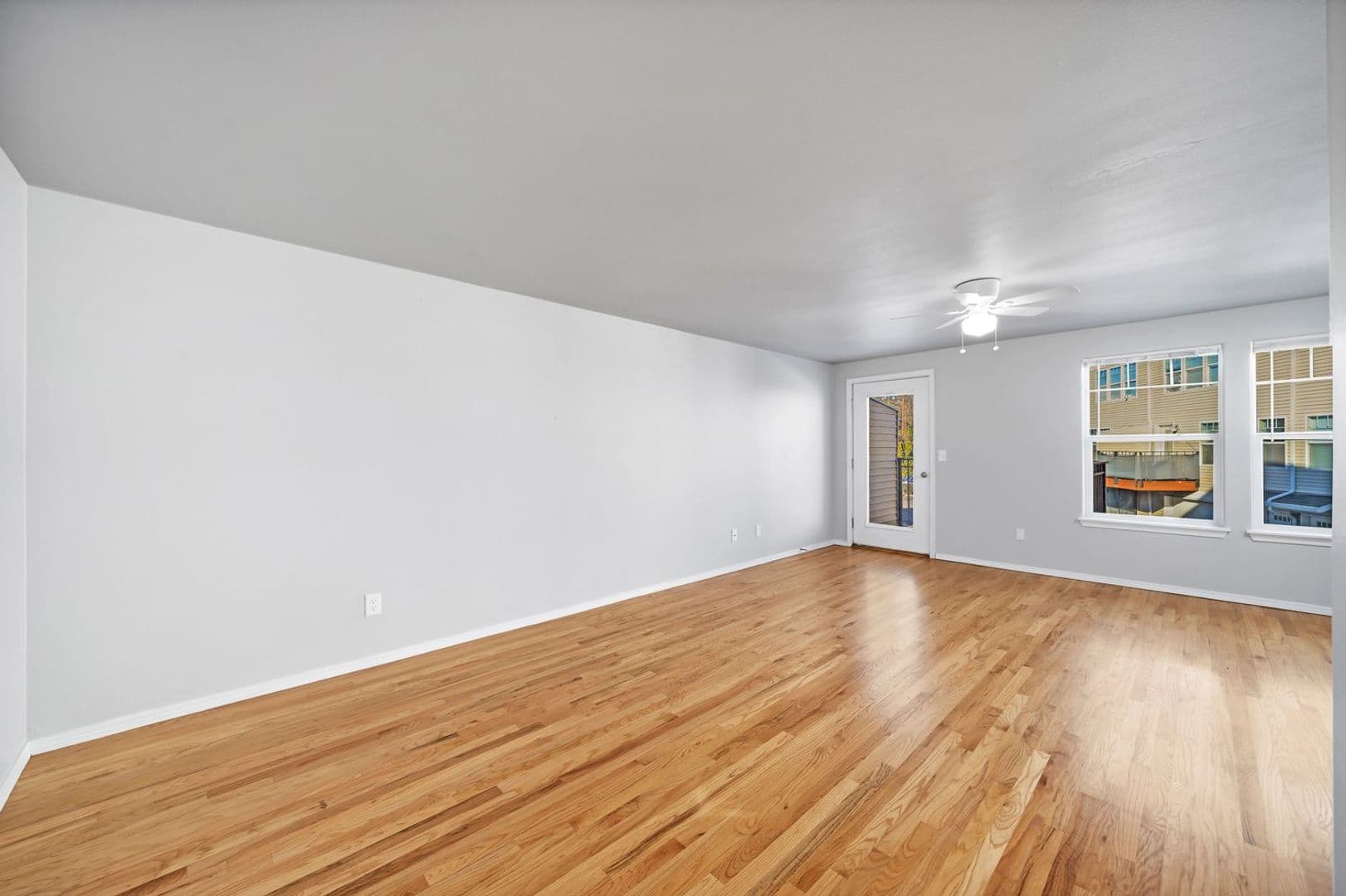 Portland Apartment: 13515 SE Holgate Blvd