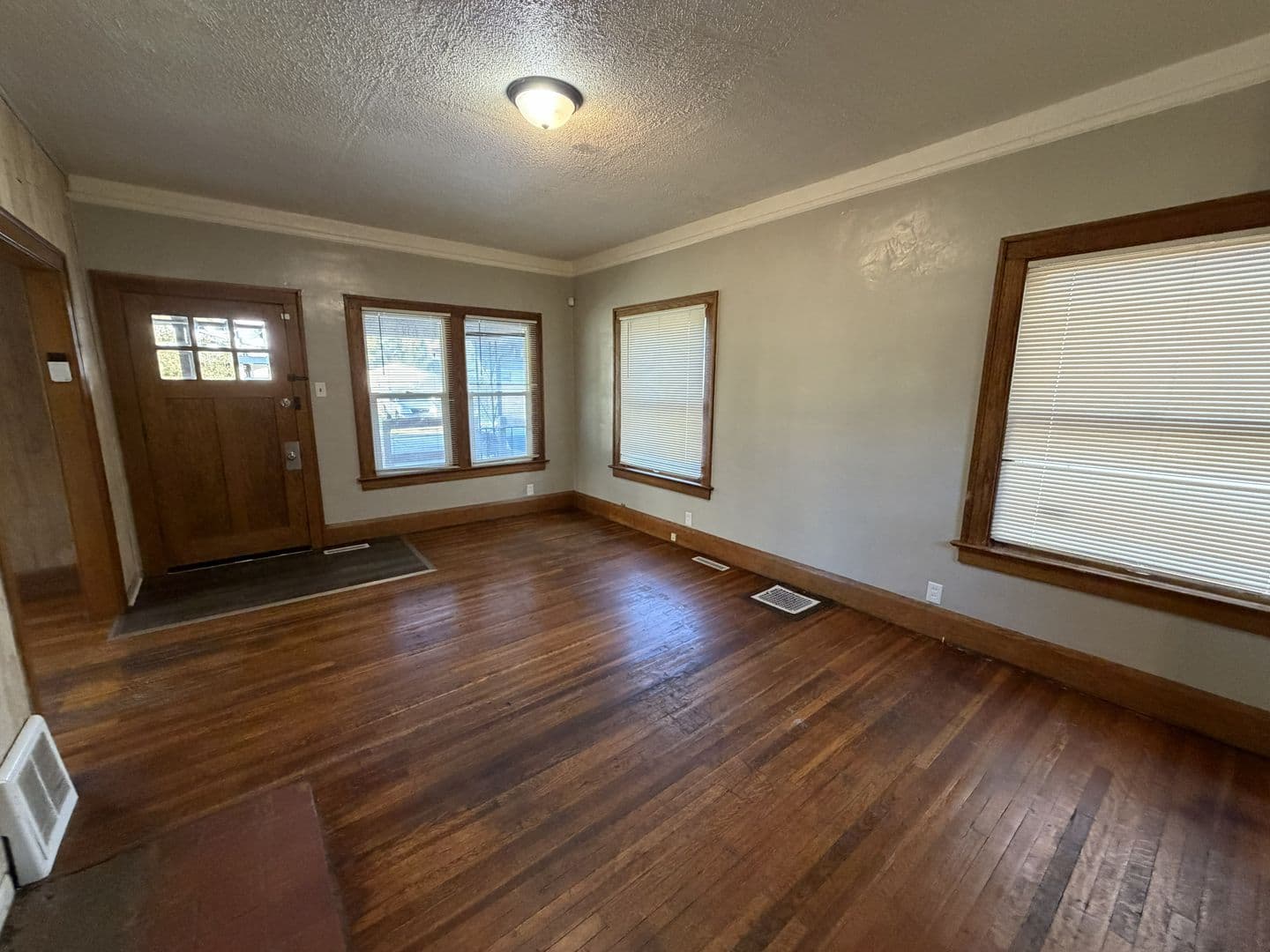 Toledo House: 1351 Berdan Ave