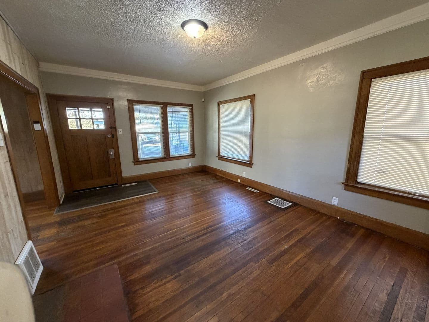 Toledo House: 1351 Berdan Ave