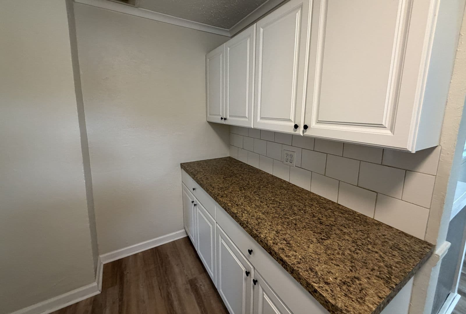 Toledo Apartment: 4417 Eastway St.