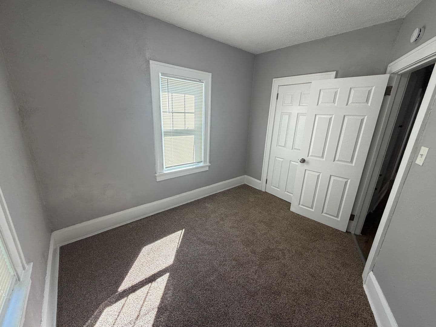 Toledo House: 1477 Eleanor Ave.