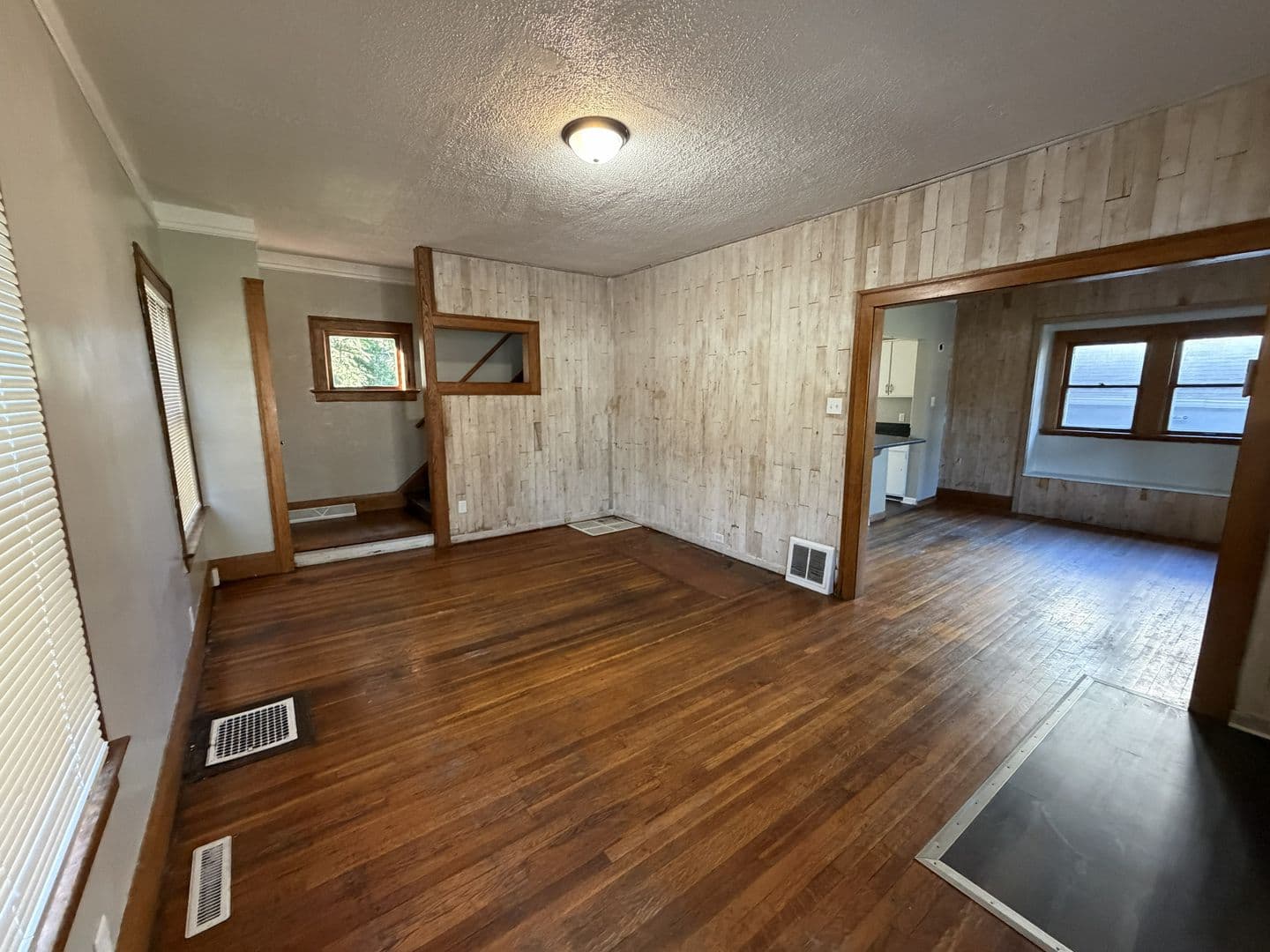 Toledo House: 1351 Berdan Ave