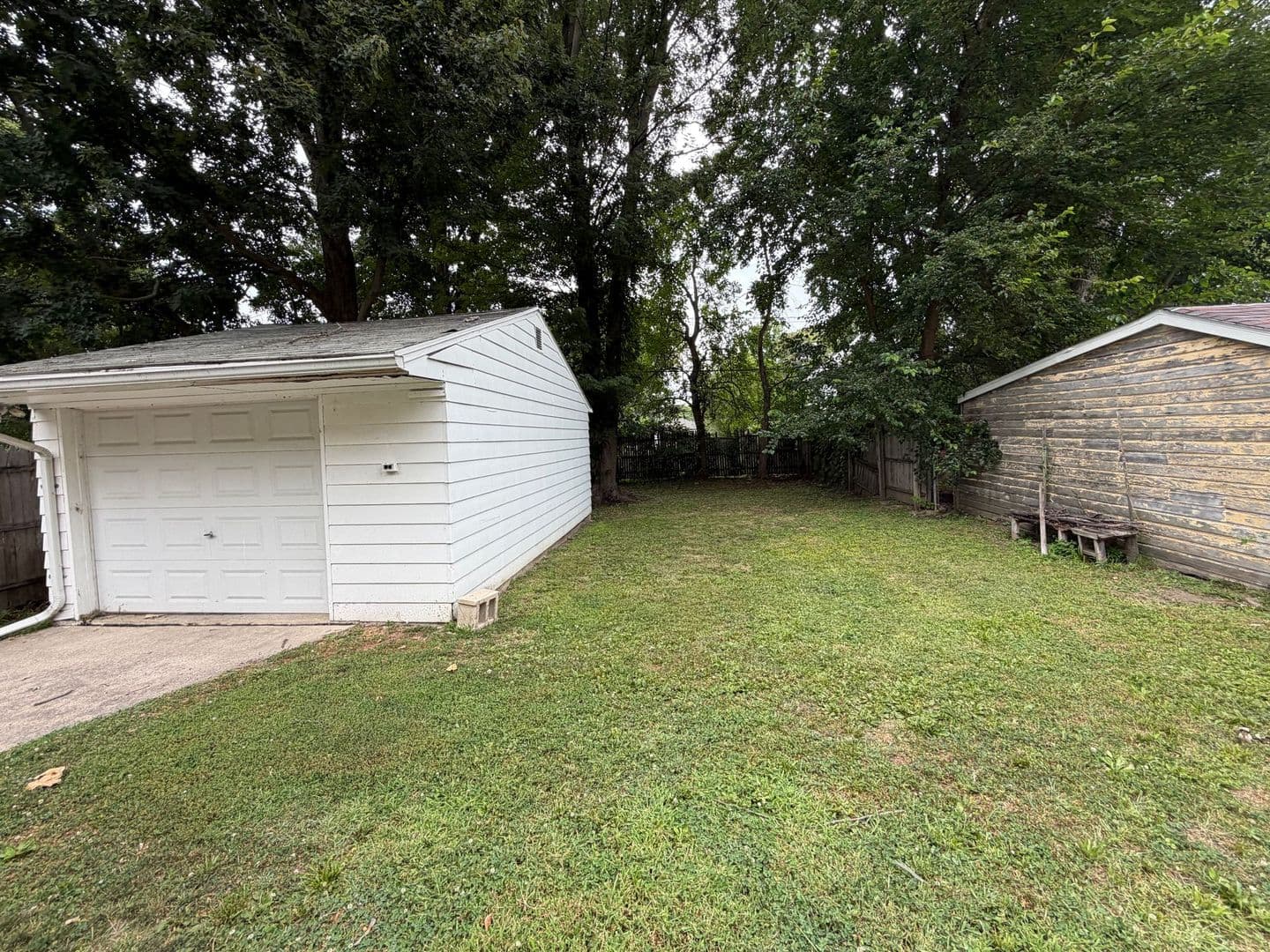 Toledo House: 5122 Ancil Rd.