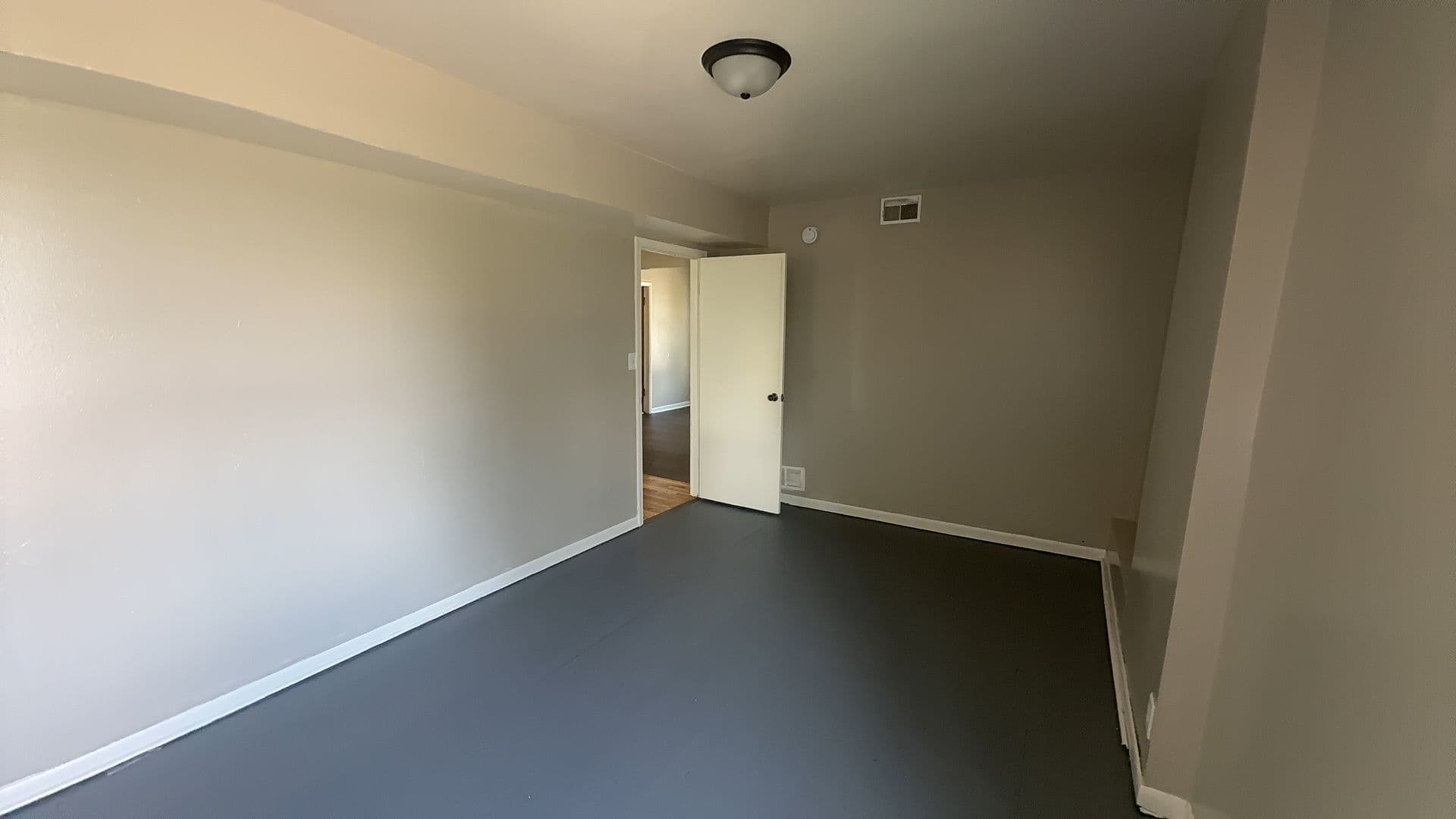 Toledo Apartment: 1222 Idaho Street