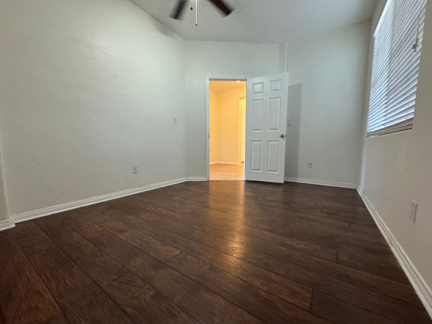 Bakersfield House: 11701 Valley Forge Way