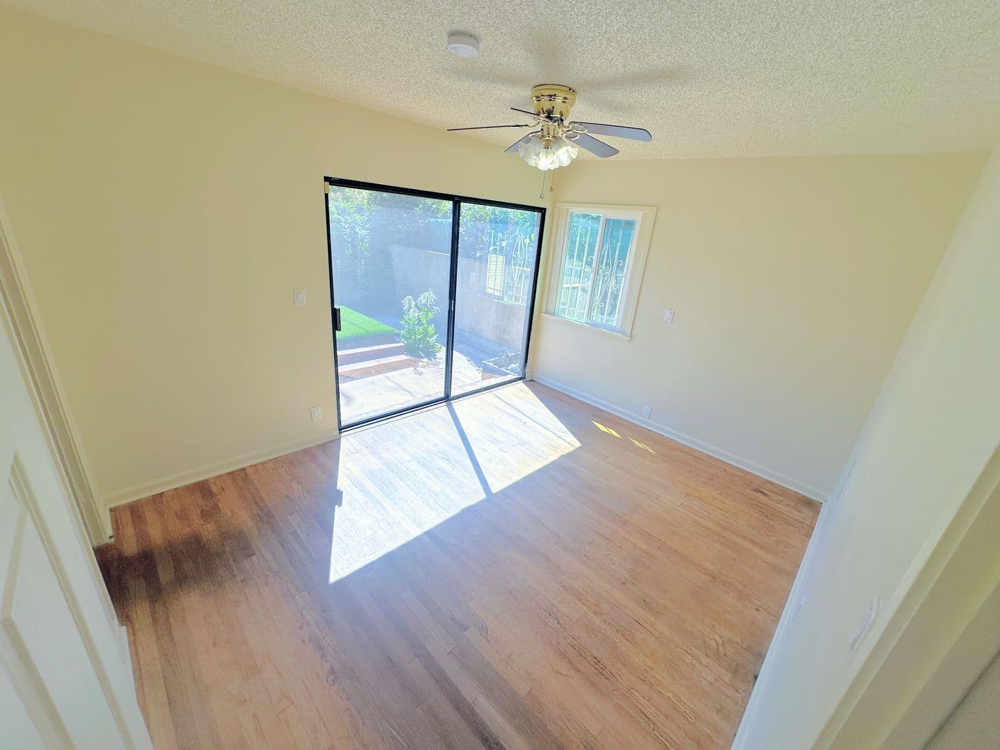 Mar Vista House: 3977 Coolidge Ave