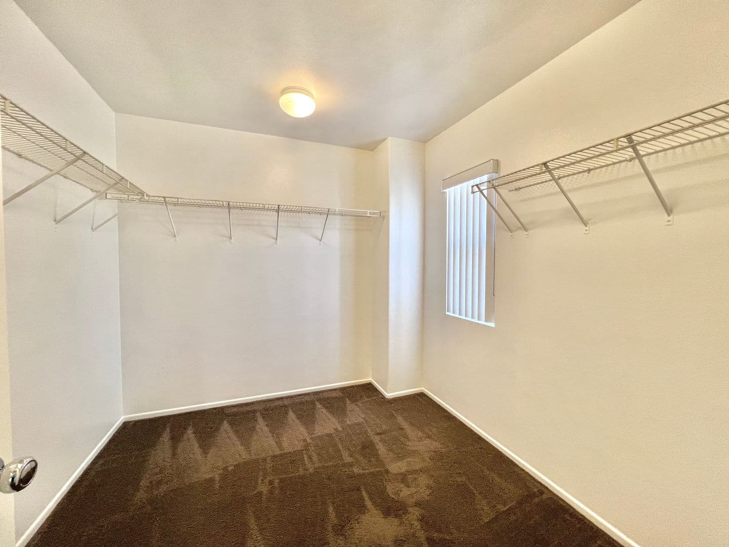 Perris House: 567 Botan St.
