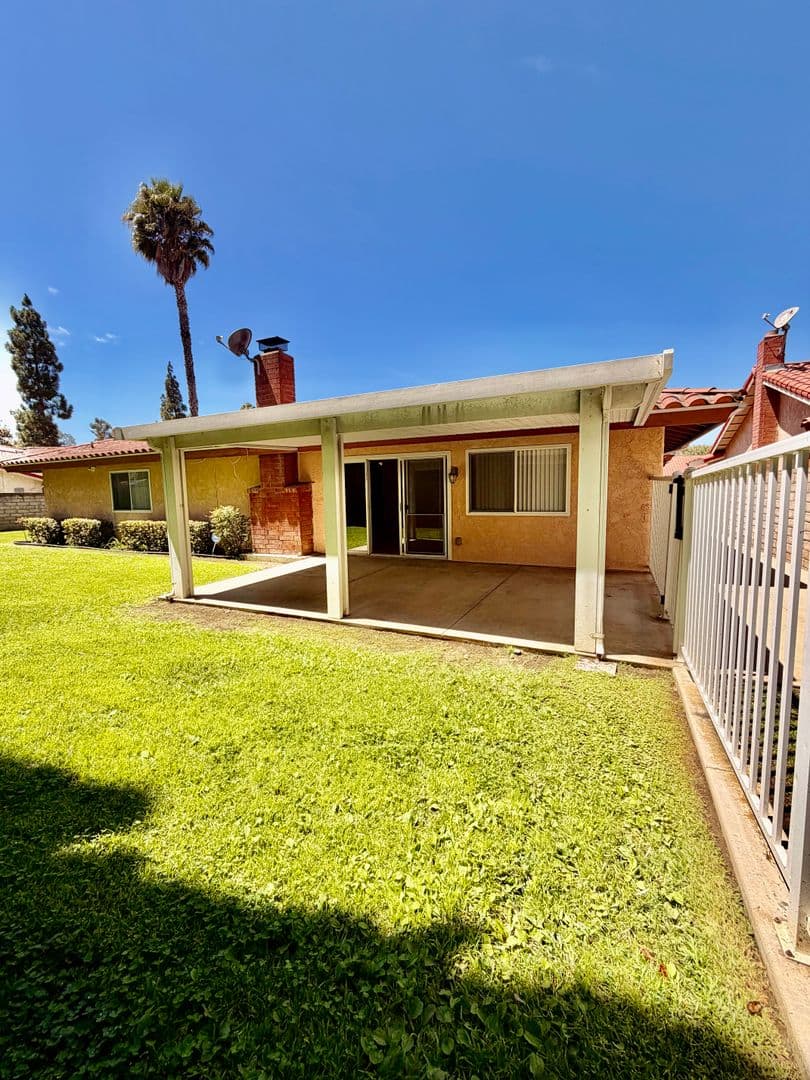 Newbury Park House: 228 Eagle View Place