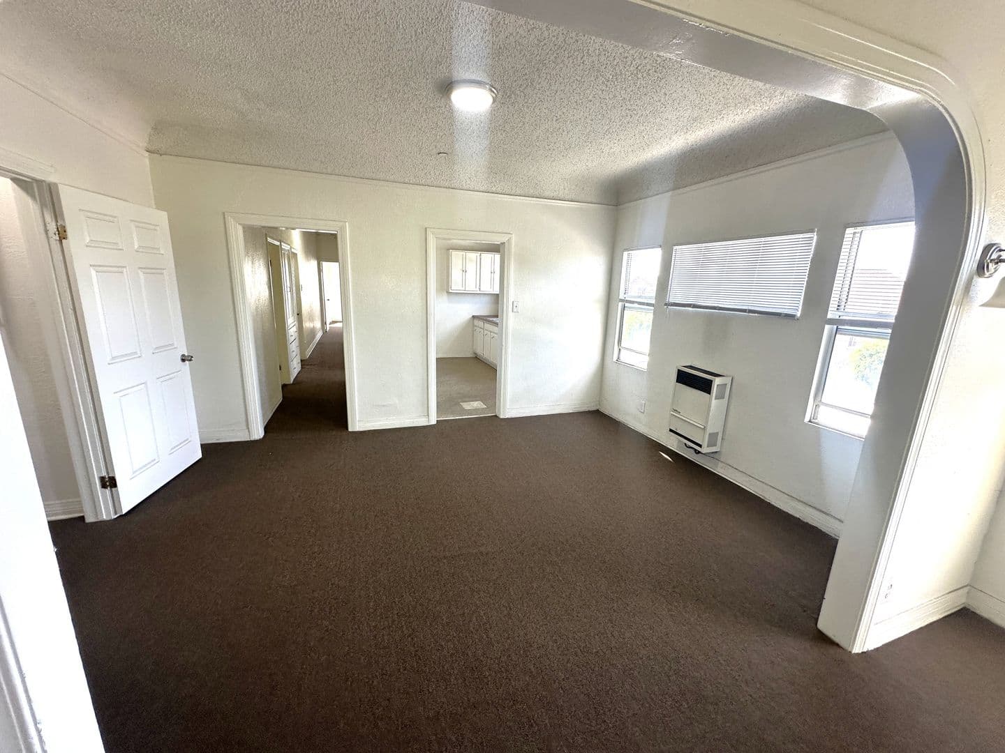 Los Angeles Apartment: 1458-1464 W. 45th St.