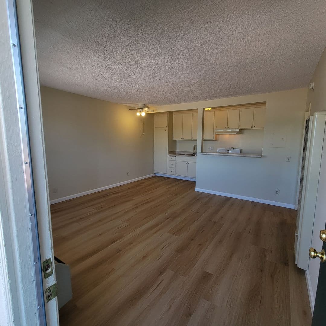 Northridge Apartment: 18429 Prairie St.