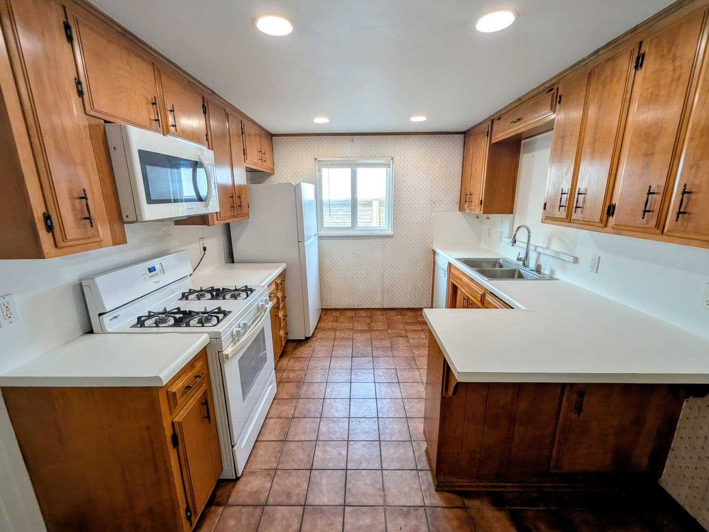 San Diego House: 5125 Alumni Place