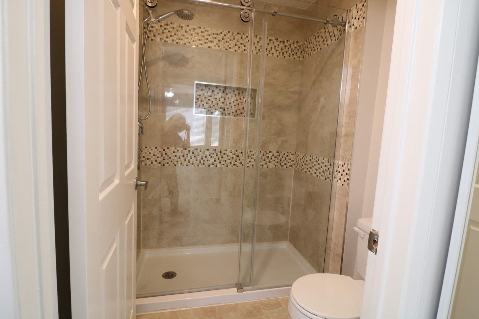 Woodland Hills Condo: 21450 Burbank Blvd. #120