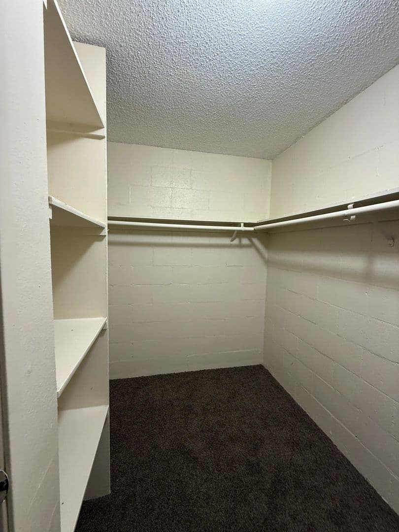 El Centro Apartment: 1681 Villa Ave.