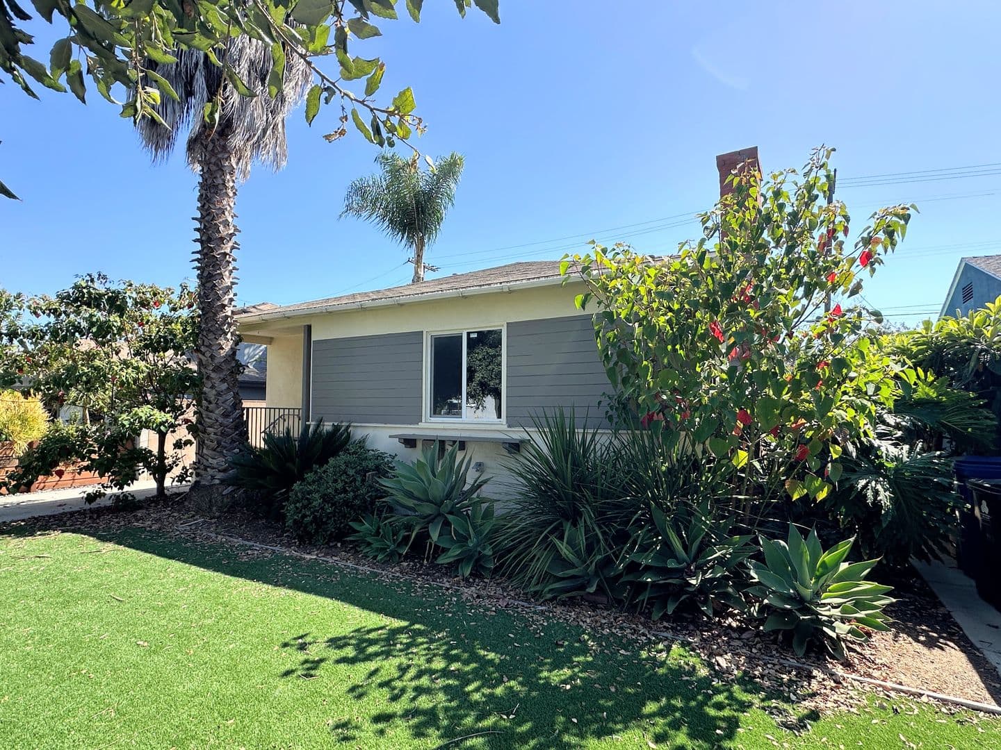 Mar Vista House: 3977 Coolidge Ave