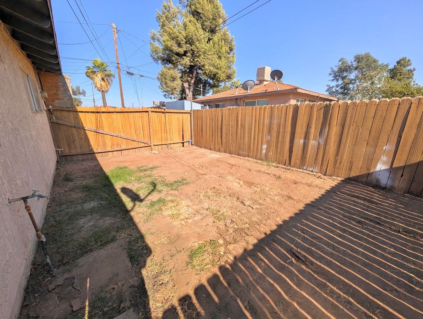 Moreno Valley Apartment: 24885 - 24919 Eucalyptus Ave