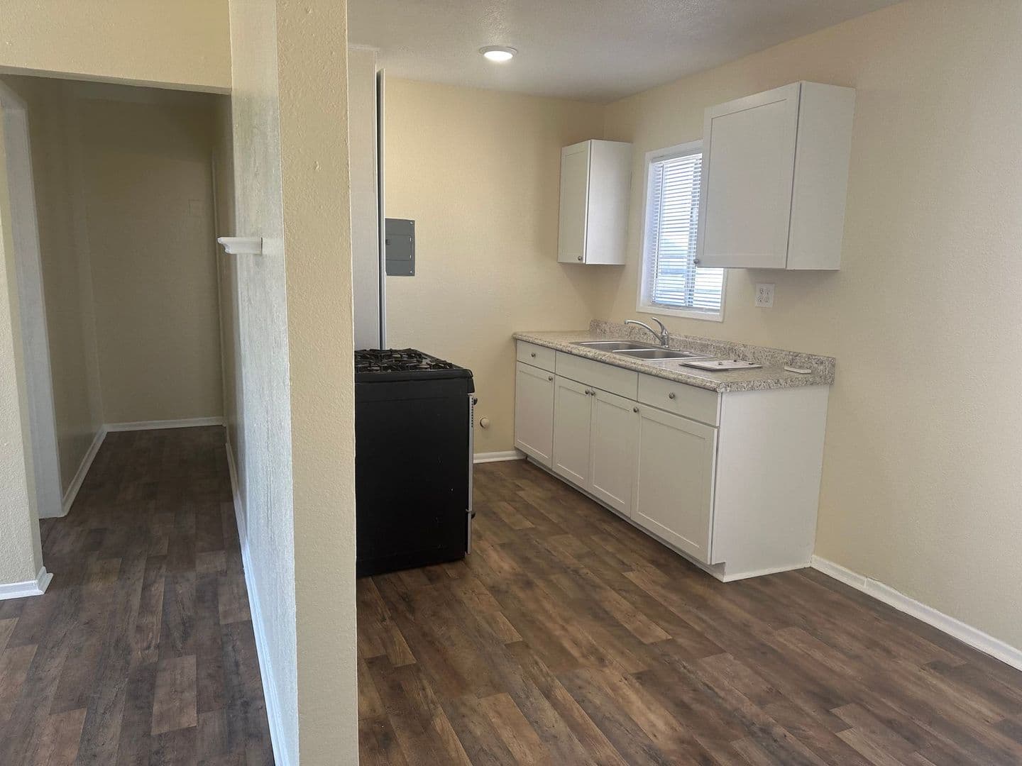 Rosamond Apartment: 2841 B Street