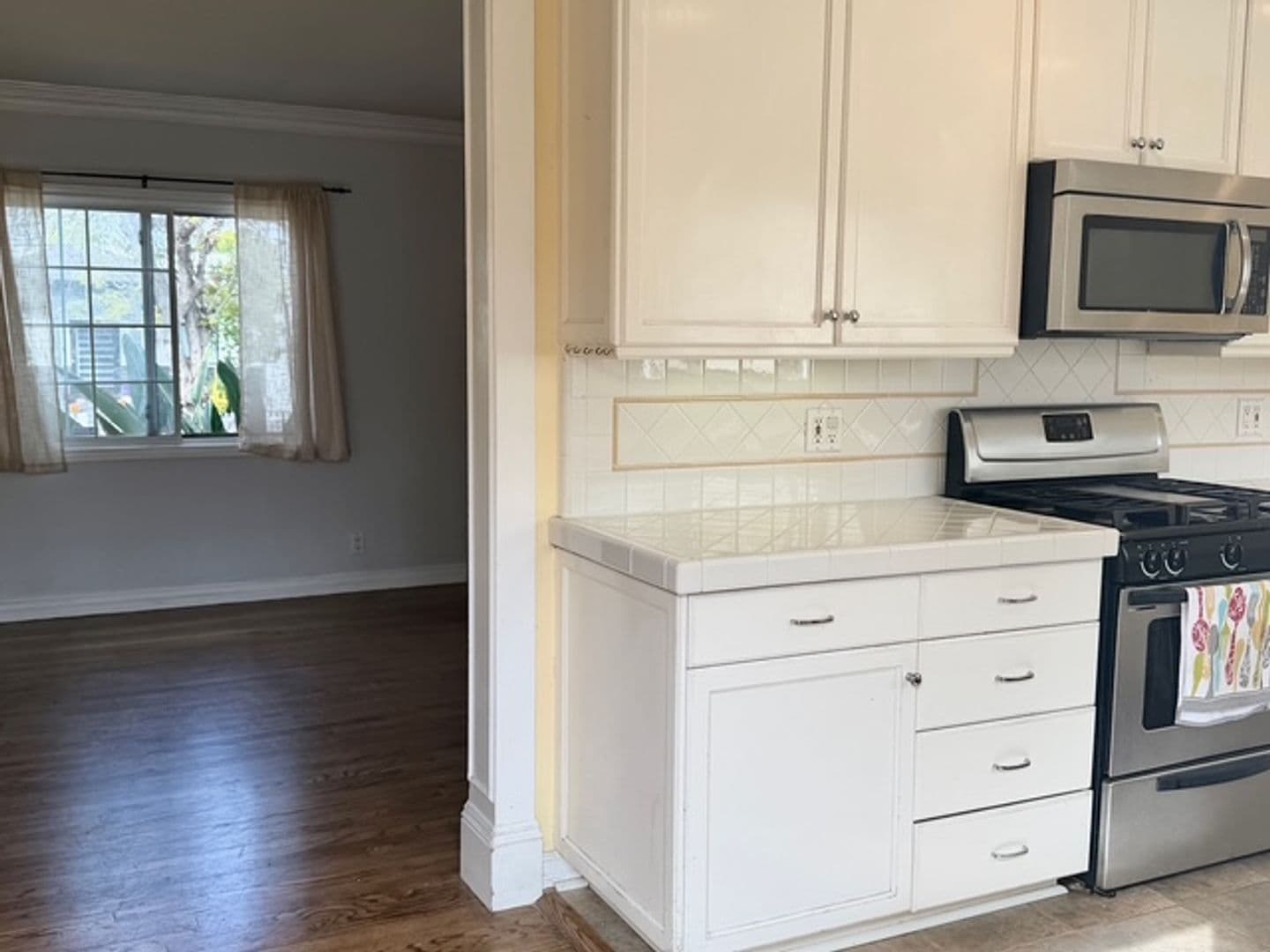 Encino House: 17332 Burma St.