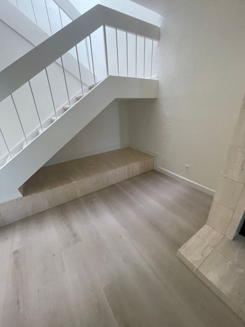 Corona Del Mar Condo: 19 Crest Circle  #19