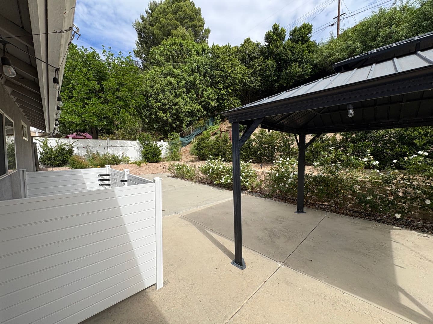 Granada Hills House: 12130 Rahn Ave